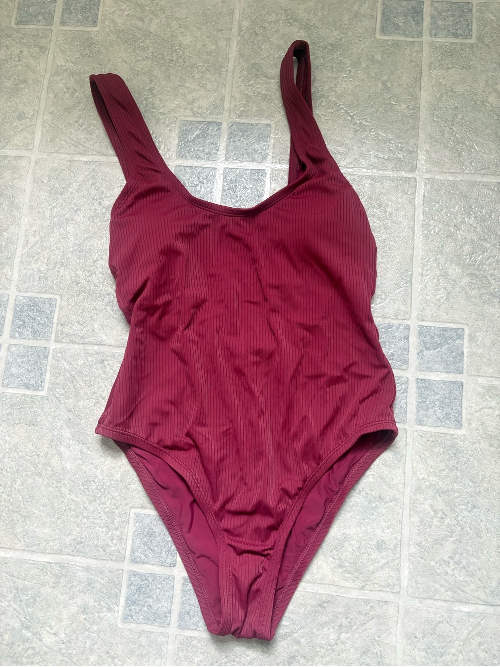 Ribbed Scoop-Back One-Piece Swimsuit - Burgundy